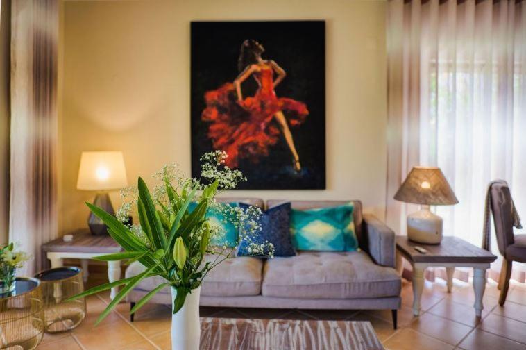 2Bedroom Bungalow Heated Shared Pool ,Near Carvoeiro And Ferrugudo エクステリア 写真