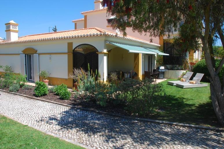 2Bedroom Bungalow Heated Shared Pool ,Near Carvoeiro And Ferrugudo エクステリア 写真